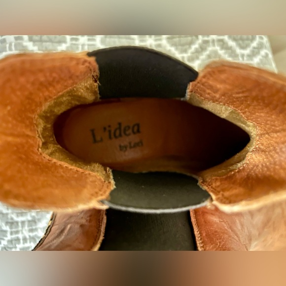 L’idea by Lori Jessy Chelsea Boots - Picture 9 of 15